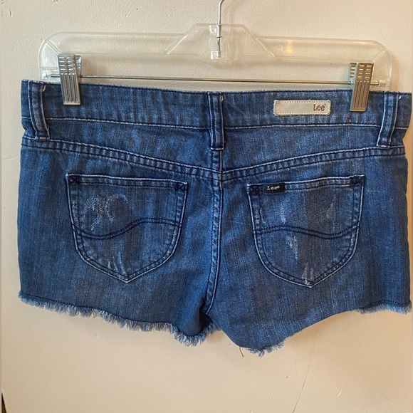 LEE partially pinstriped short shorts - Picture 4 of 5